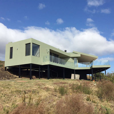 طراحی خلاقانه دو اتاق خواب. قاب فولاد سبک ساخته شده خانه تک خانواده ای.